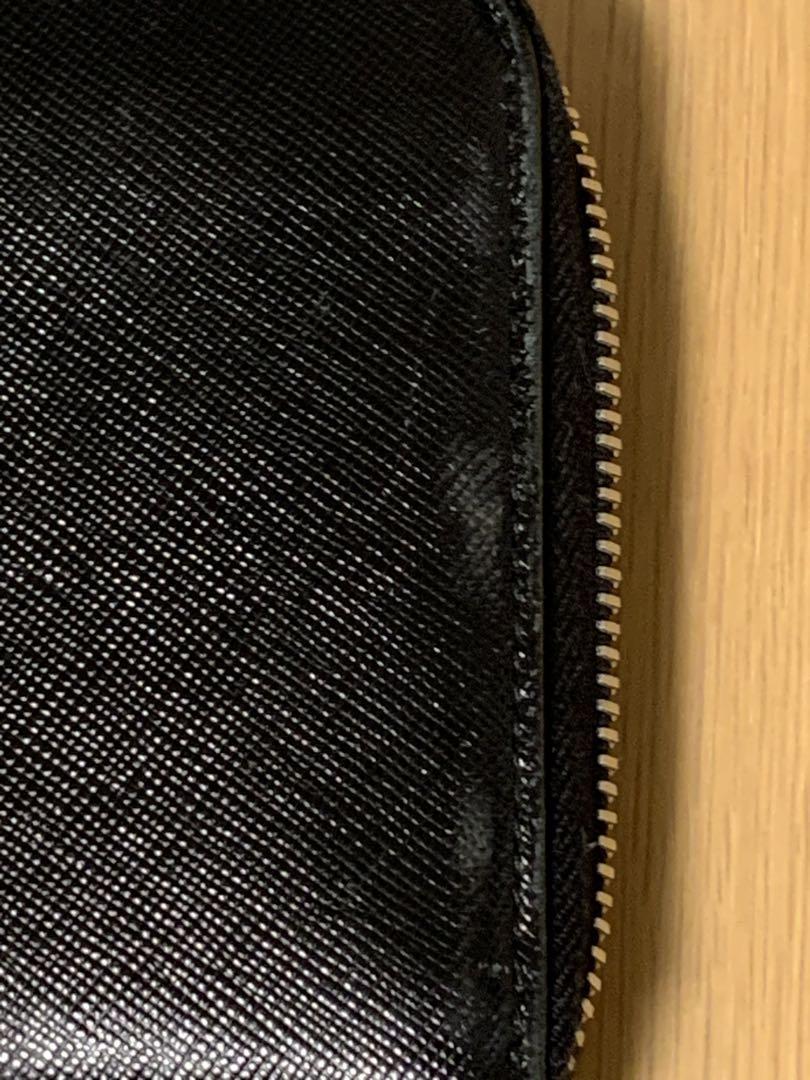 PRADA 長財布 黒
