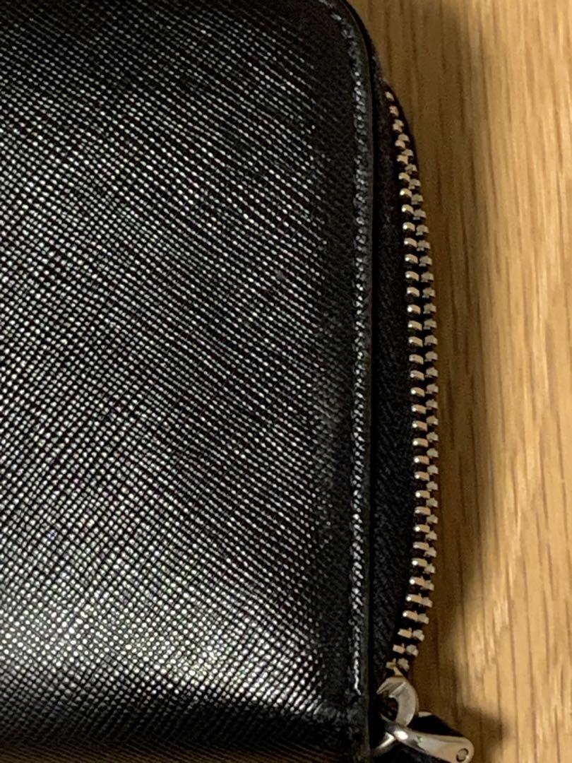 PRADA 長財布 黒