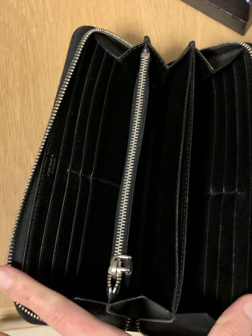PRADA 長財布 黒
