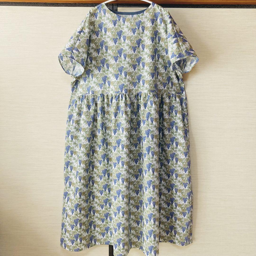 【ハンドメイド】ブドウ柄ワンピース