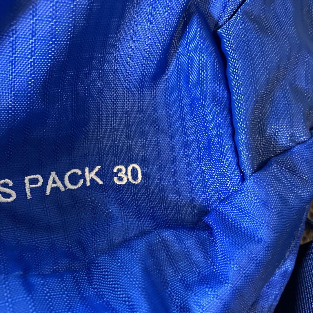 トリプルポケットパック30 モンベル　キッズサイズバックパック