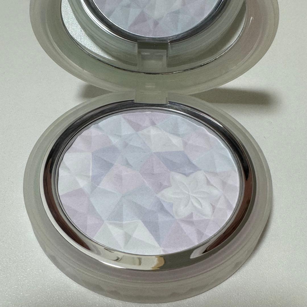 【匿名配送】コスメデコルテAQ オーラリフレクター　01 クリスタルラベンダー コスメデコルテAQオーラリフレクター01 クリスタルラベンダー