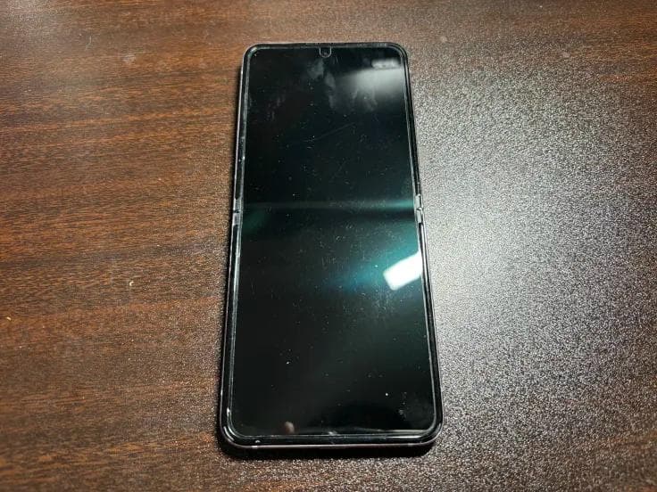 【ジャンク】Galaxy Z Flip5