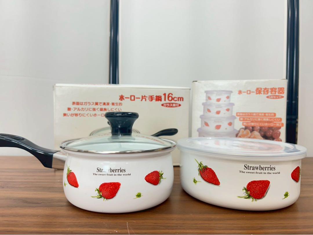 【新品・未使用品】ストロベリー＊ホーロー片手鍋•保存容器5個セット