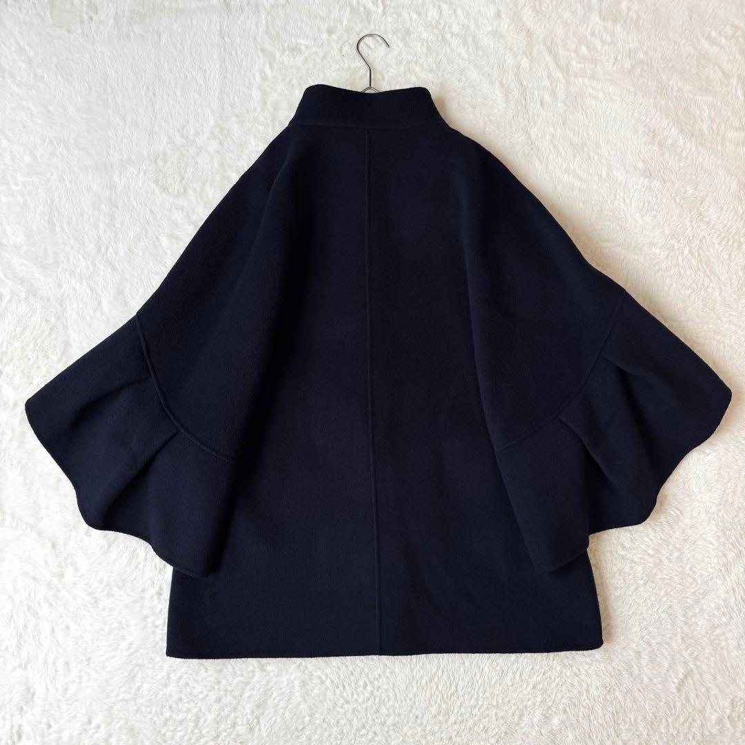 ANAYI アナイ ウールナイロンリバーケープコート フリル袖 紺 近年モデル ANAYI アナイ ウールナイロンリバーケープコート フリル袖 紺 近年モデル