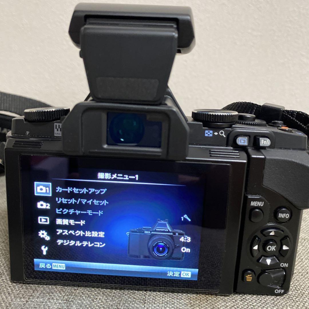 OLYMPUS OM-D E-M5 本体 + 付属品