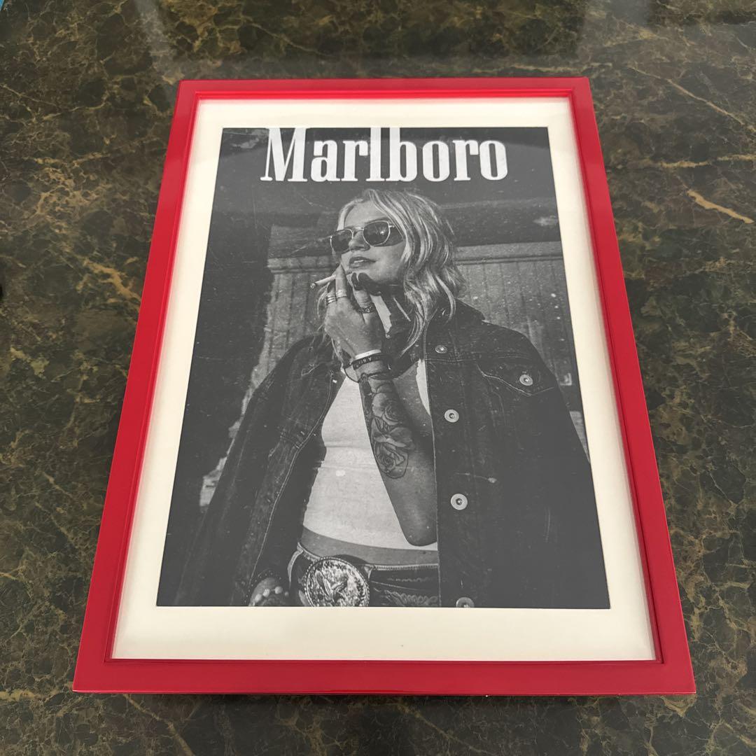 Marlboro モノクロポスターフレーム