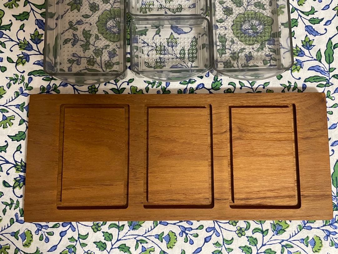 デンマークチーク材とプラスチックトレイ 北欧ヴィンテージ⑮ 食器