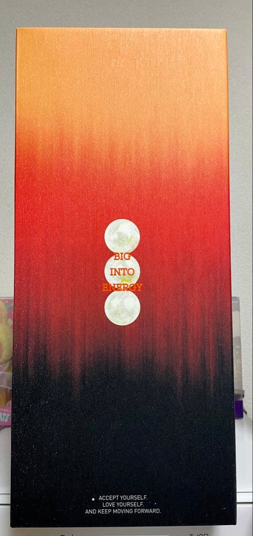 ラブブ Big into Energy ROCK THE UNIVERSE