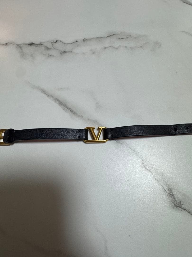 ヴァレンティノ レザー ブレスレット