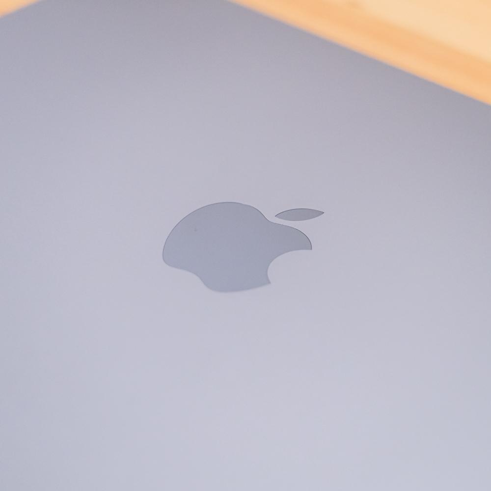 【美品】MacBook Air 13インチ M2 2023 保護フィルム付き