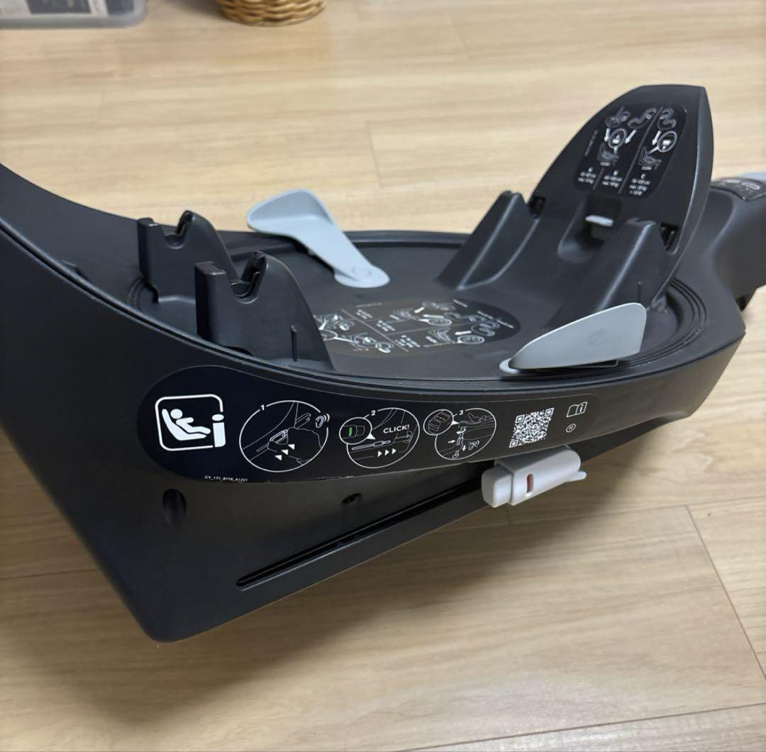 『りんさん専用』Cybex ベビーシート グレー ISOFIX対応