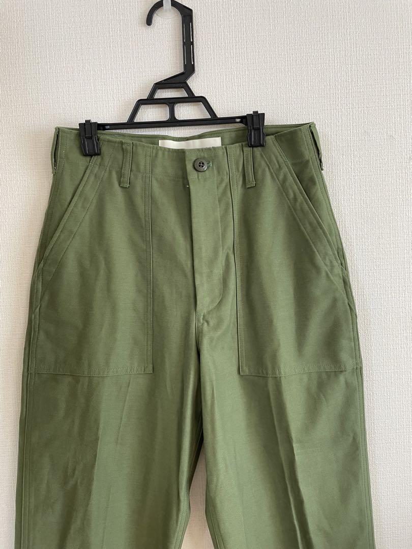新品未使用　シンゾーン　べイカーパンツ　36 カーキ