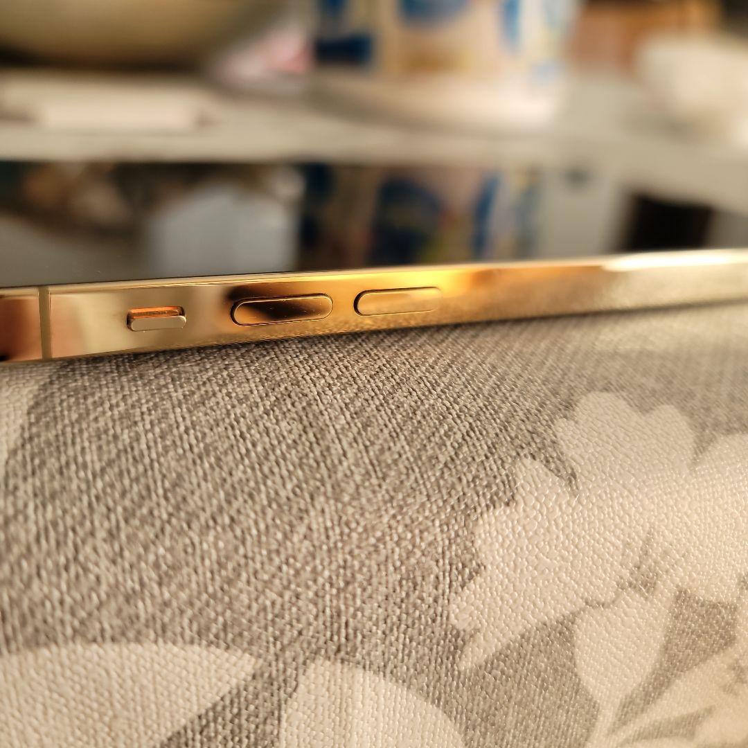 Apple iPhone 12 Pro ゴールド 本体　256GB