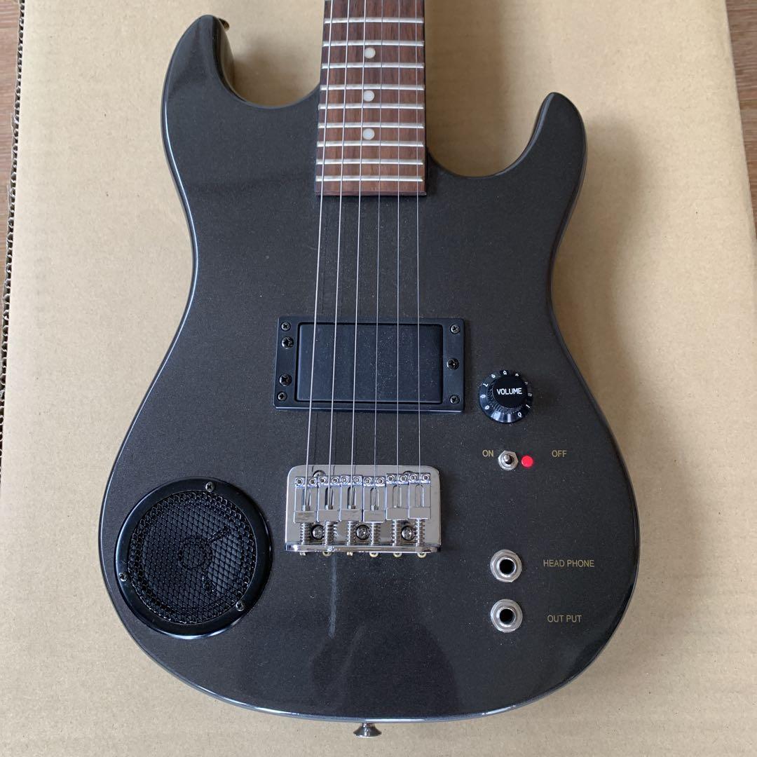 アンプ内蔵ミニギター　michael