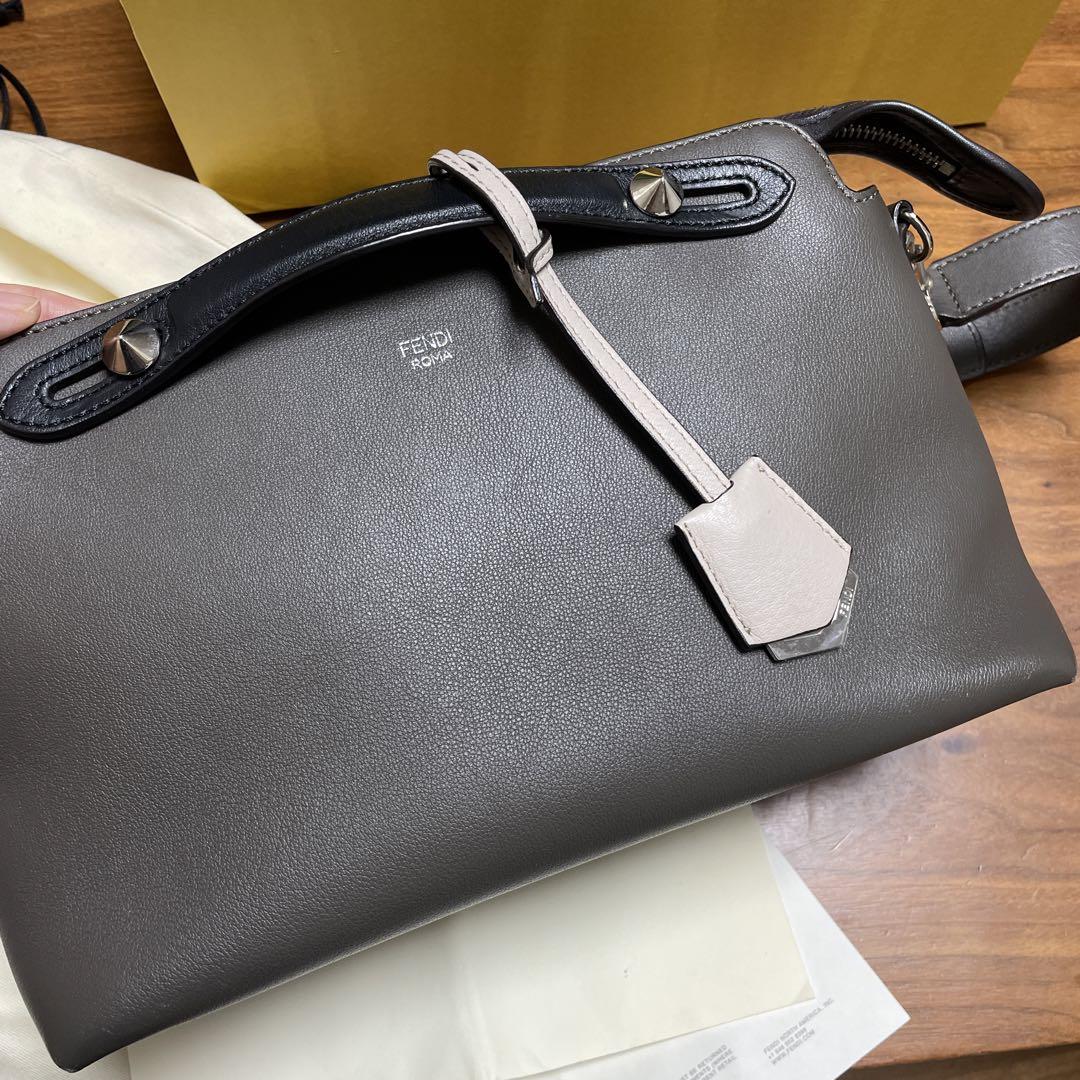 最終値下げFENDI バイザウェイグレー