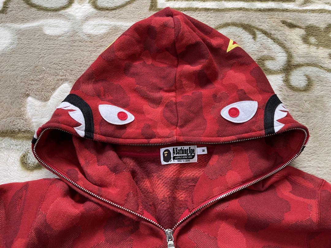 A BATHING APE ジャガードカモ シャークパーカー 赤