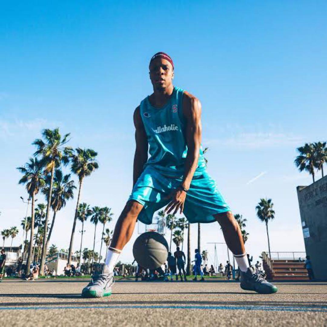 ballaholic × Champion コラボ 5周年 記念 リバーシブル ballaholic × Champion コラボ 5周年 記念 リバーシブル - メルカリ