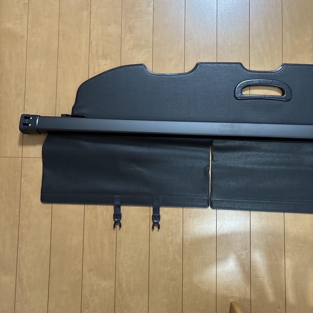 【美品】後期150プラド　トヨタ純正　トノカバー