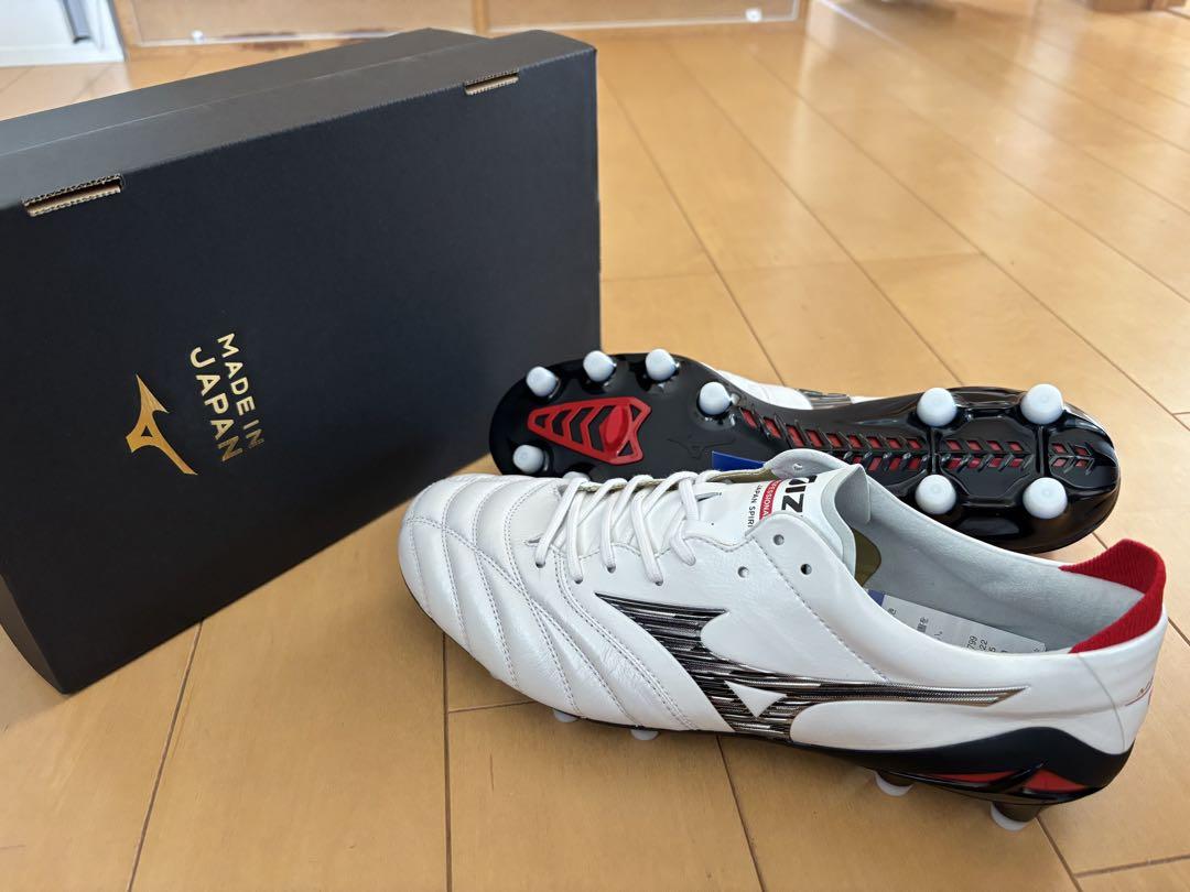 MORELIA NEO 4 JAPAN 26.5cm ホワイト/レッド/ブラック