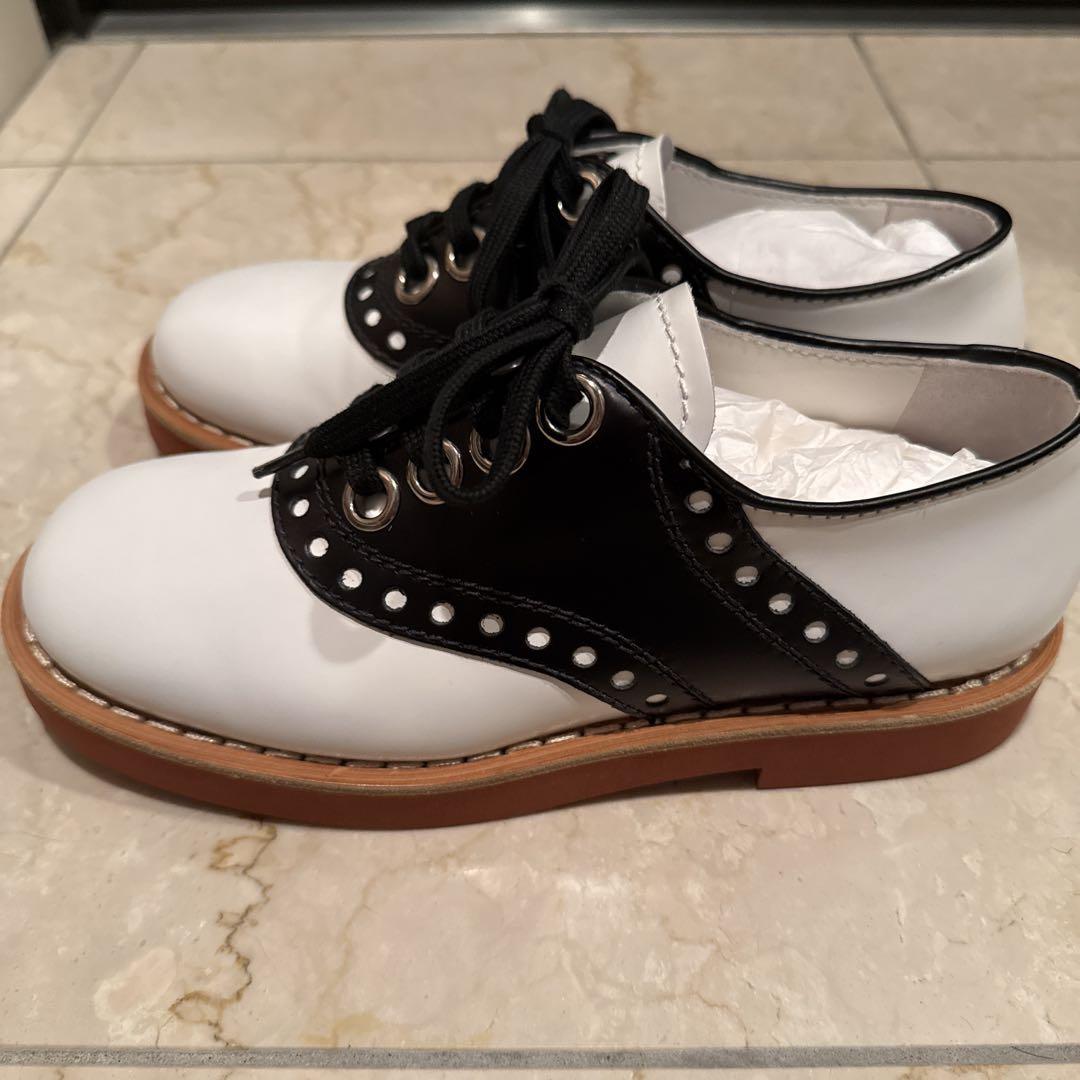 miumiu レースアップシューズ ローファー フラットシューズ