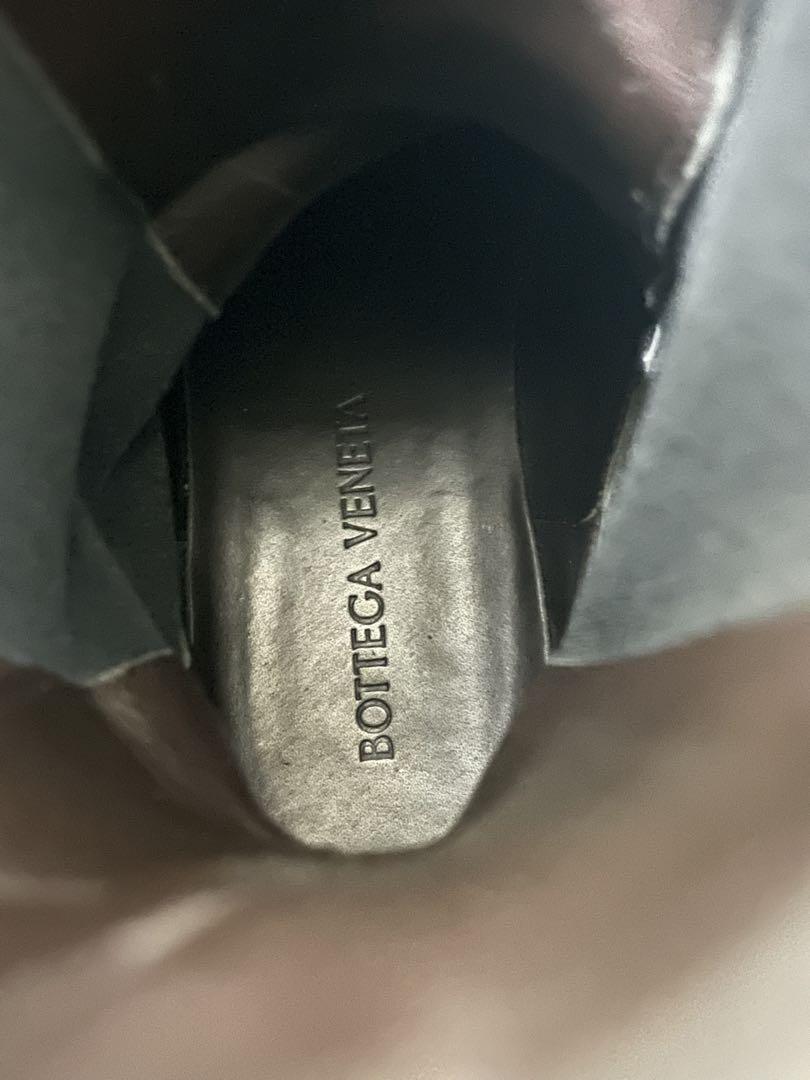 確実正規品 BOTTEGA VENETA タイヤチェルシーブーツ 41
