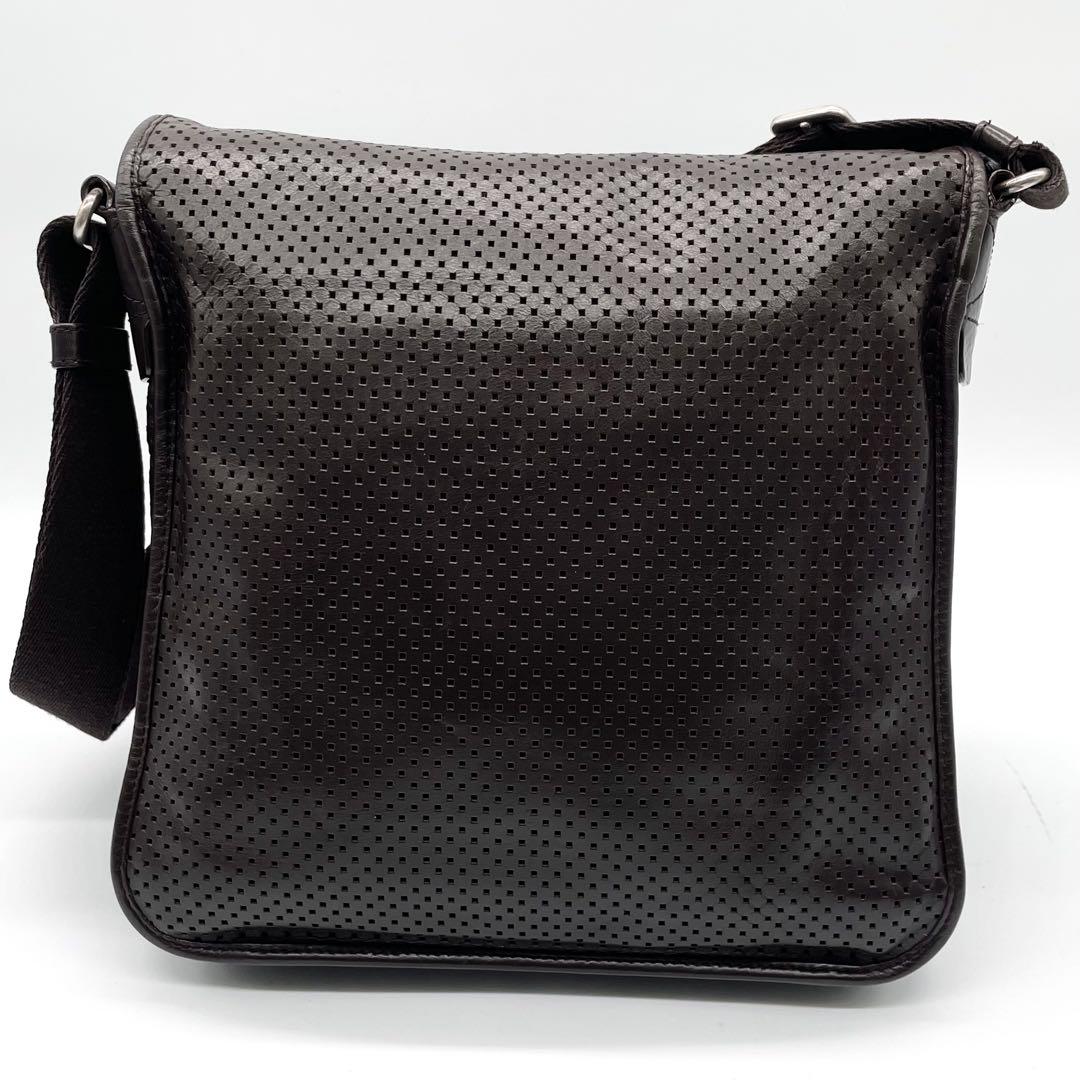 最新発見 美品】BALLY メッセンジャーバッグ パンチング レザー ブラウン バッグ