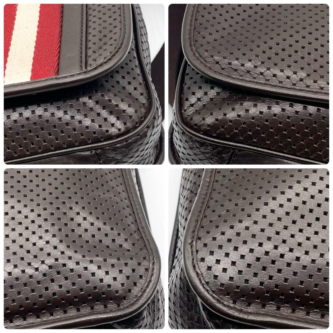 美品】BALLY メッセンジャーバッグ パンチング レザー ブラウン