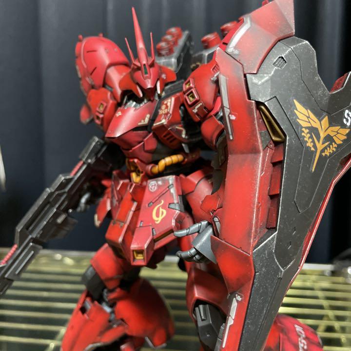 RG サザビー 成形色活かし部分塗装｜ツェペリさんのガンプラ作品