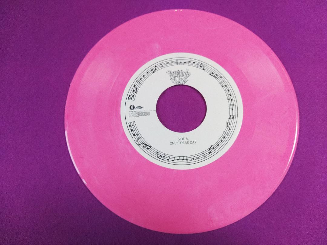 値下】BURGUNDY CHERRY / ONE'S DEAR DAY 邦楽