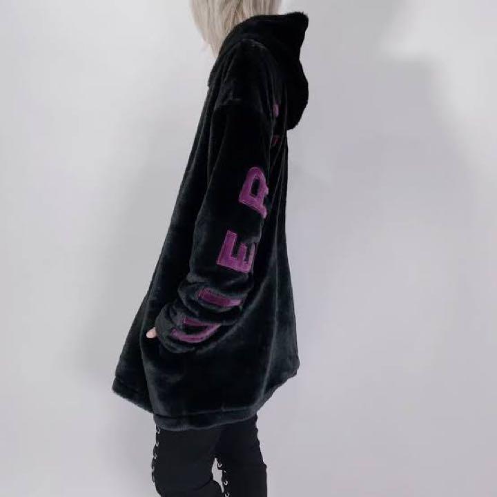 NieR 超ふわもこZIP OUTER【BLACK×DARK PURPLE】