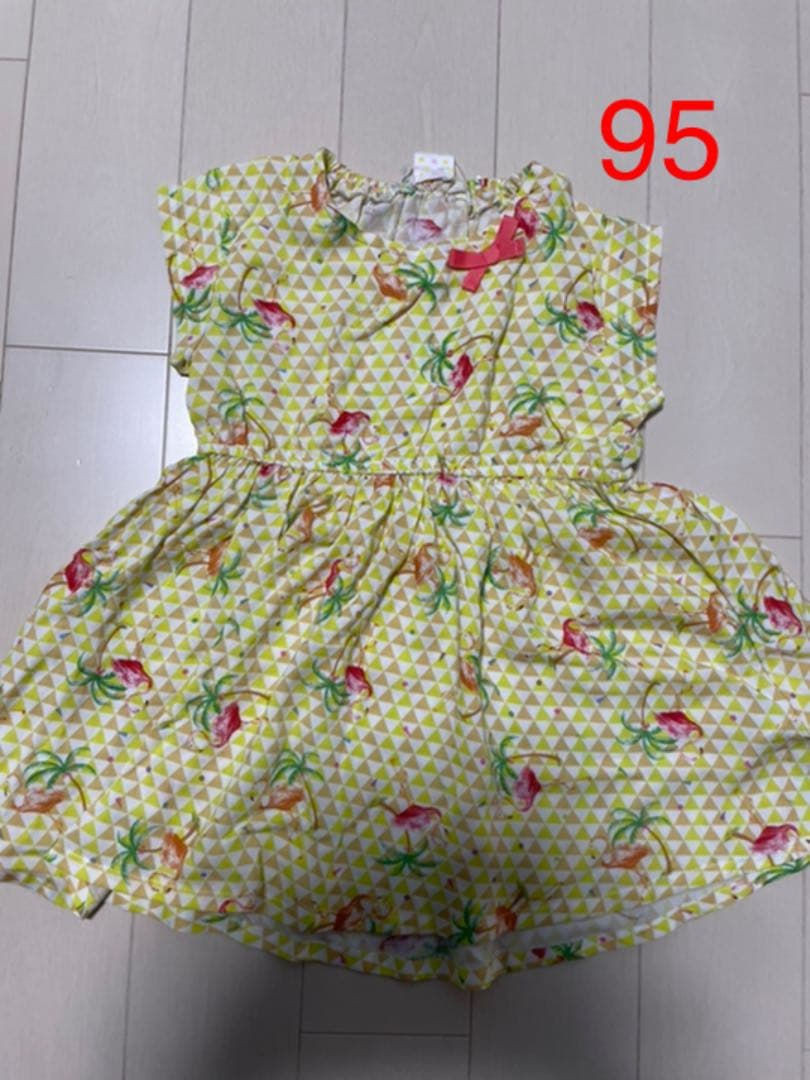 新品　ワンピース　サイズ95