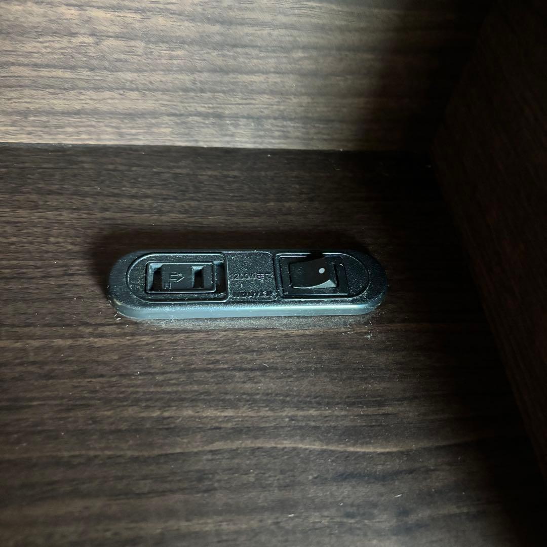 セミダブルベッドフレーム(コンセント・ライト付き) セミダブルベッドフレーム(コンセント・ライト付き)