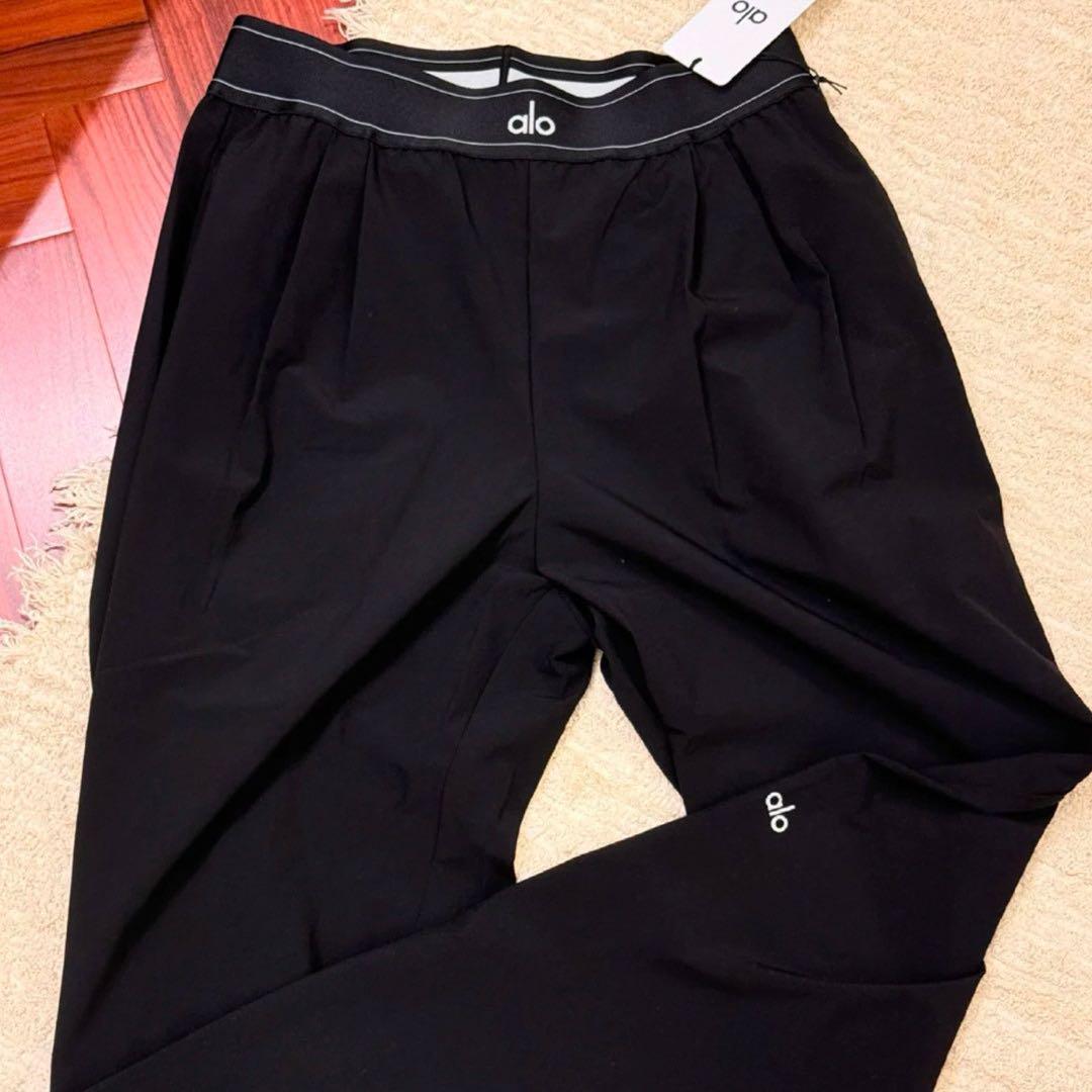 Alo Yoga パンツ ボトム トラウザー　アローヨガ　サイズ S