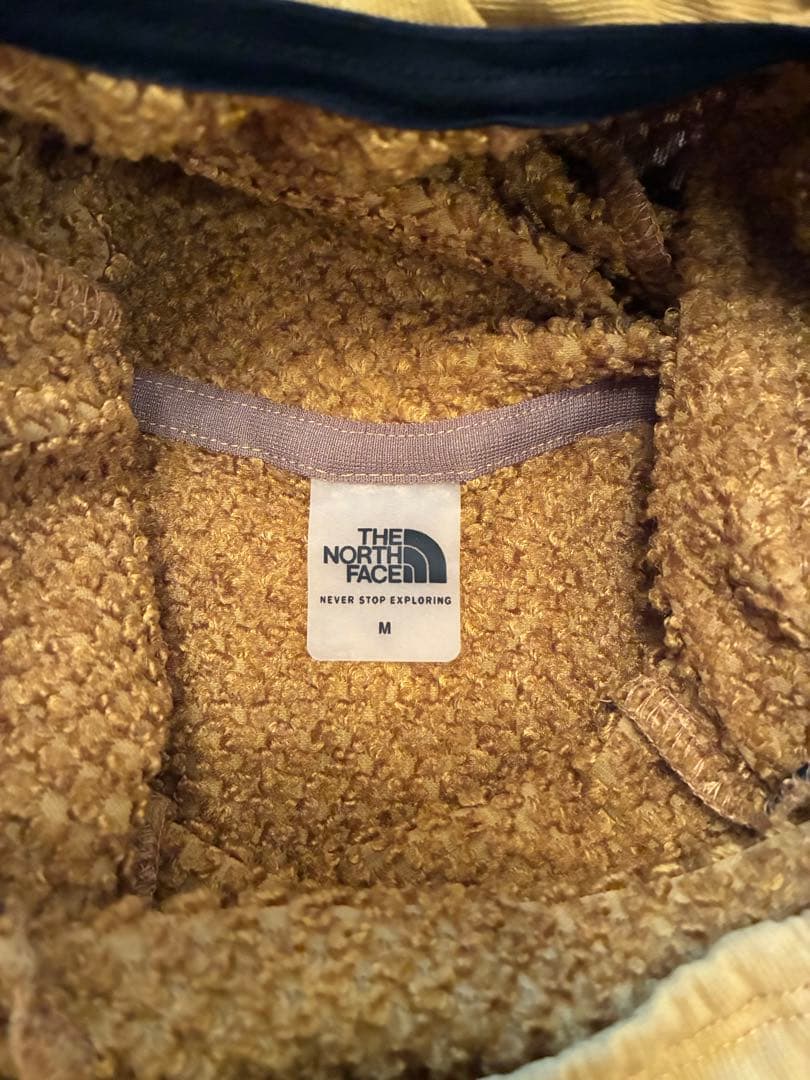 カールサイドグリッドフーディ