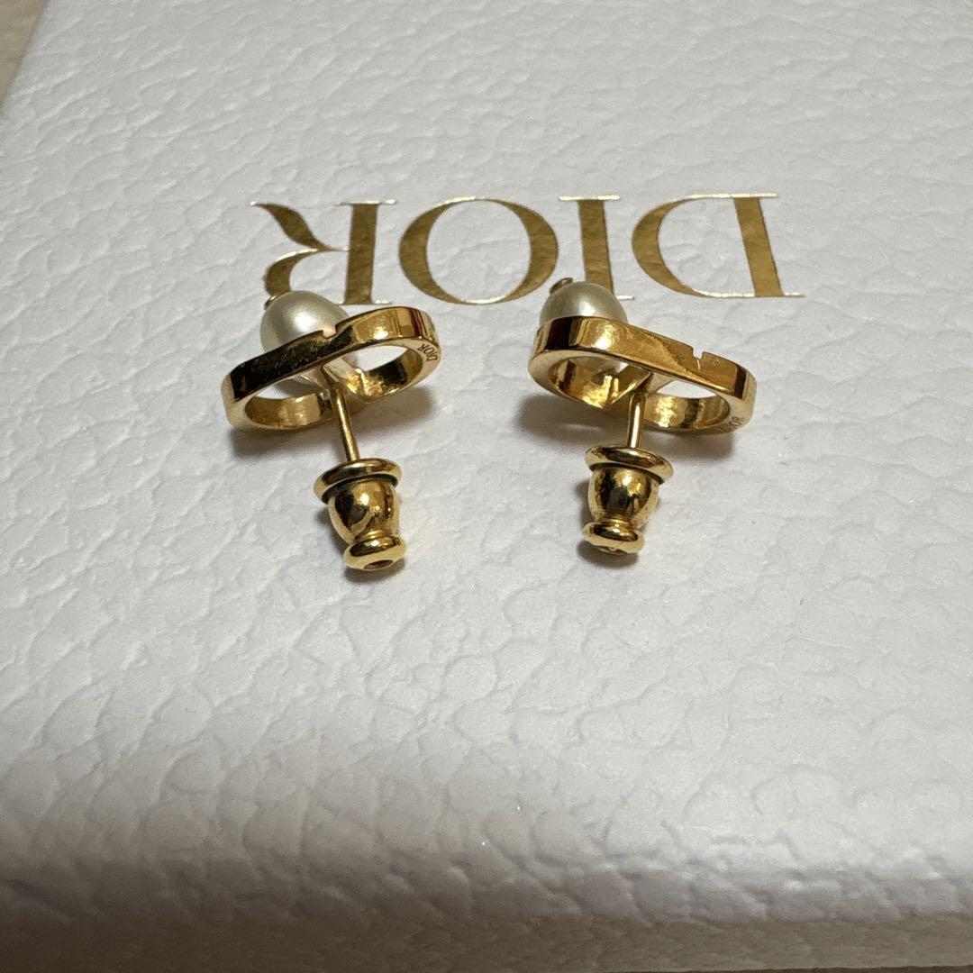 ピアス