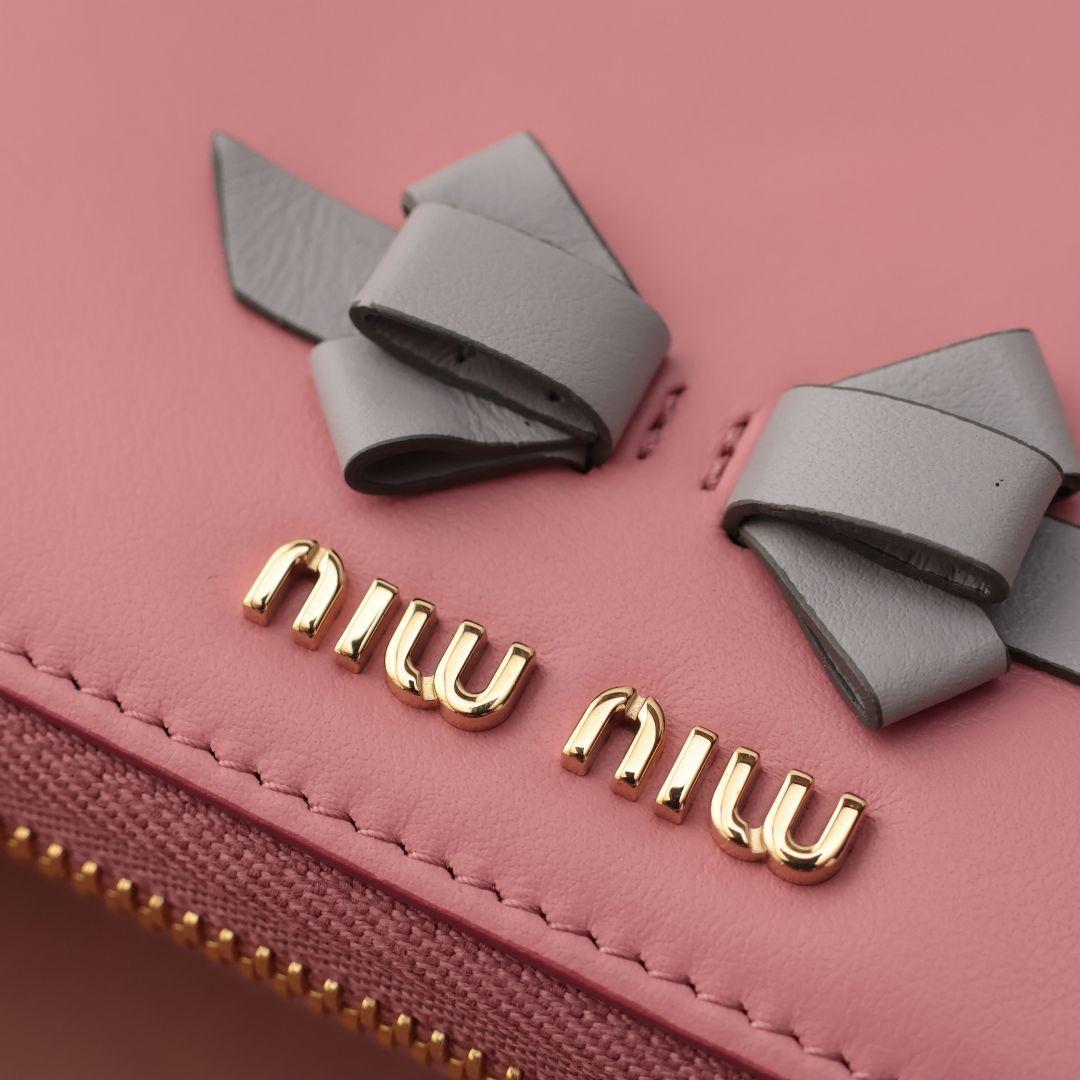 新品未使用 miu miu ピンク リボン長財布 箱付き ミュウ ミュウ
