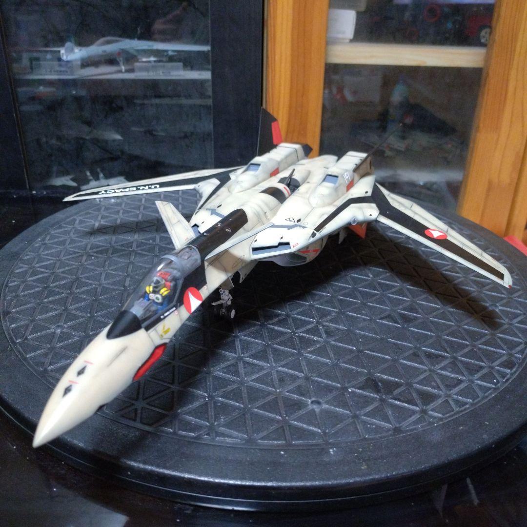 ハセガワ 1/48 YF-19 プラモデル塗装済み完成品