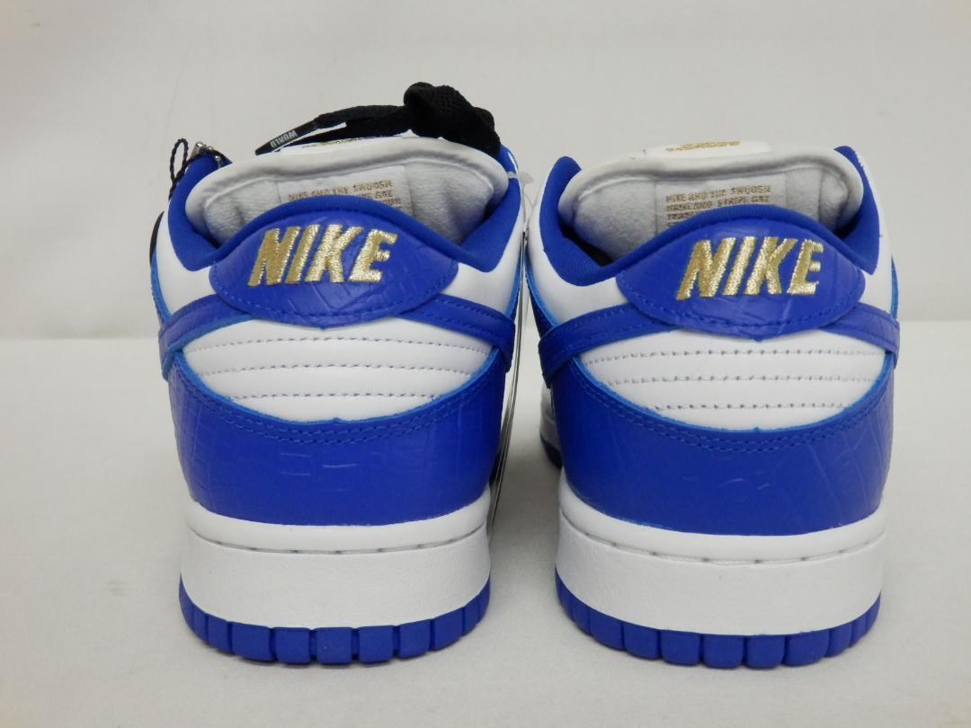 MH231 Supreme × Nike SB Dunk Low OG QS