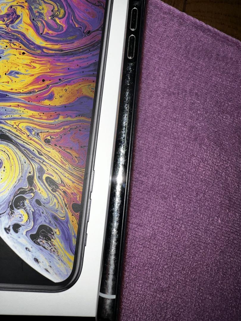 XS