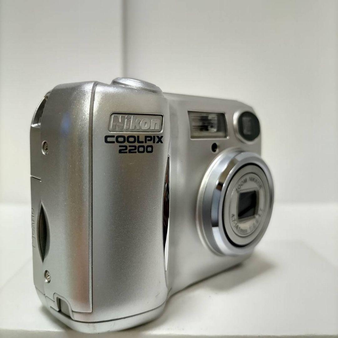 動作確認済み ニコン COOLPIX 5200 オールドコンデジ デジカメ 動作確認済み】ニコン COOLPIX 5200 オールドコンデジ デジカメ
