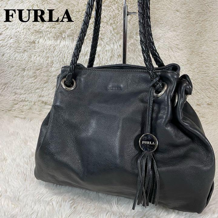 【極美品】フルラ トートバッグ カルメン シルバー 金具 ロゴ チャーム 巾着 【極美品】フルラ トートバッグ カルメン シルバー 金具 ロゴ チャーム 巾着