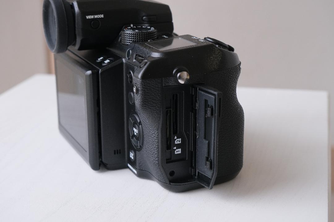 はりしん様専用 純正バッテリー2個 EVF-TL1付 W5lk9-m66772766470 GFX50S NEW
