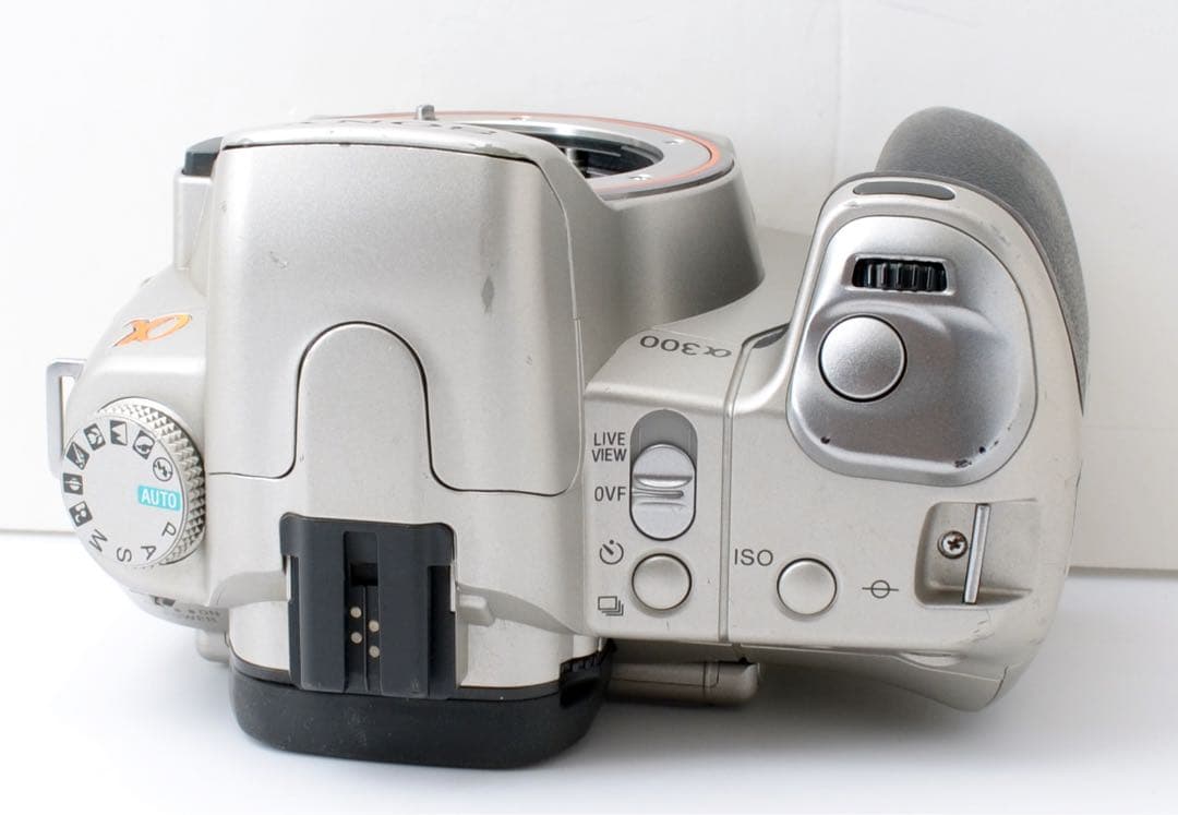 練習に最適!SONY α300★高倍率レンズ★すぐ使える★希少なシルバー 練習に最適!SONY α300★高倍率レンズ★すぐ使える★希少なシルバー