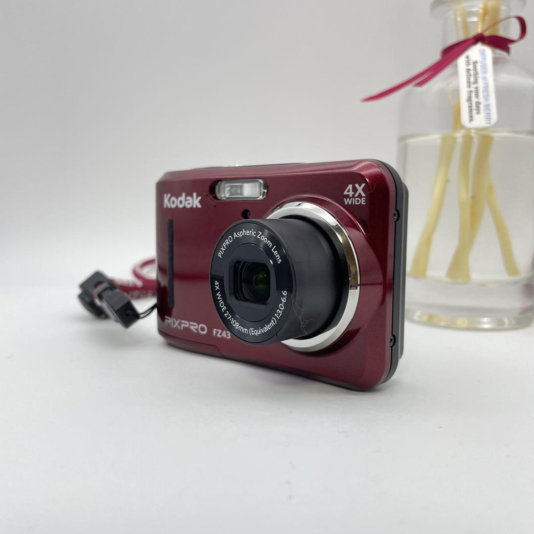 美品✨Kodak PIXPRO FZ43✨動作確認済 スマホ転送OK 単三電池♪