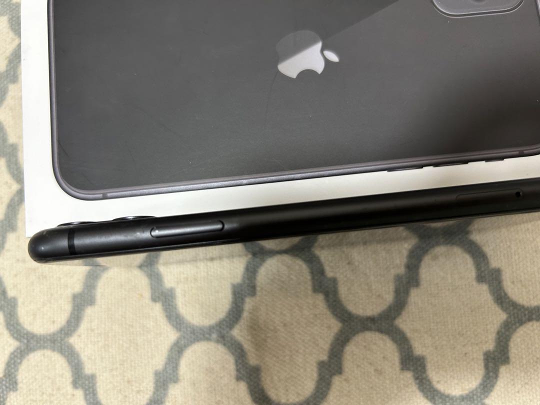 iPhone11 アイフォン ブラック 64GB SIMフリー