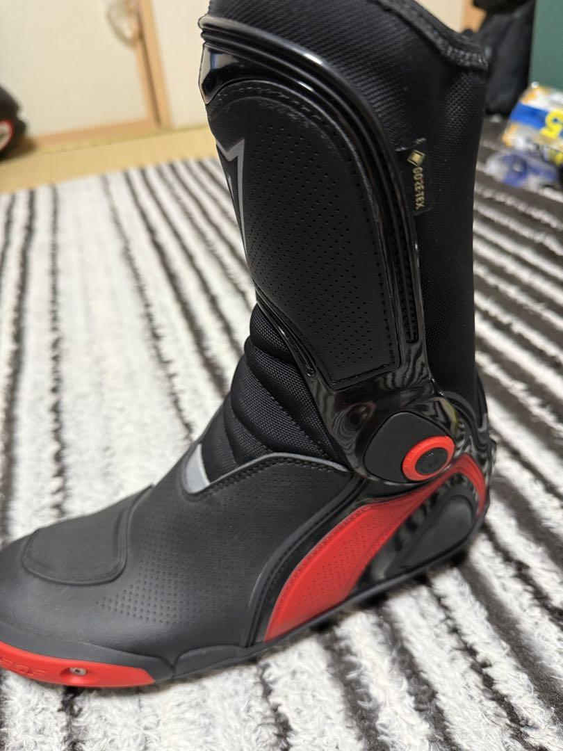 国内外の人気が集結 Dainese バイク用ブーツ 黒/赤27cm - メルカリ バイクウェア・装備