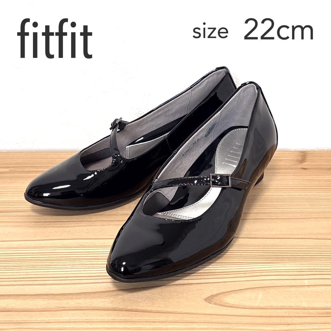 【未使用級】fitfit パンプス ポインテッドトゥ ストラップ エナメル 未使用級】fitfit パンプス ポインテッドトゥ ストラップ