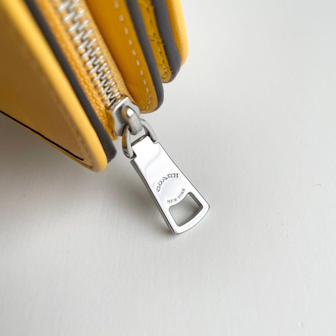 ほぼ新品 COACH コーチ 二つ折り財布 タビー ミディアム ウォレット 黄色