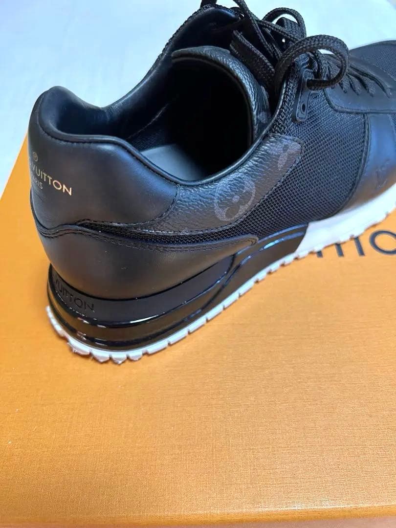 LOUIS VUITTON ランナウェイスニーカー美品